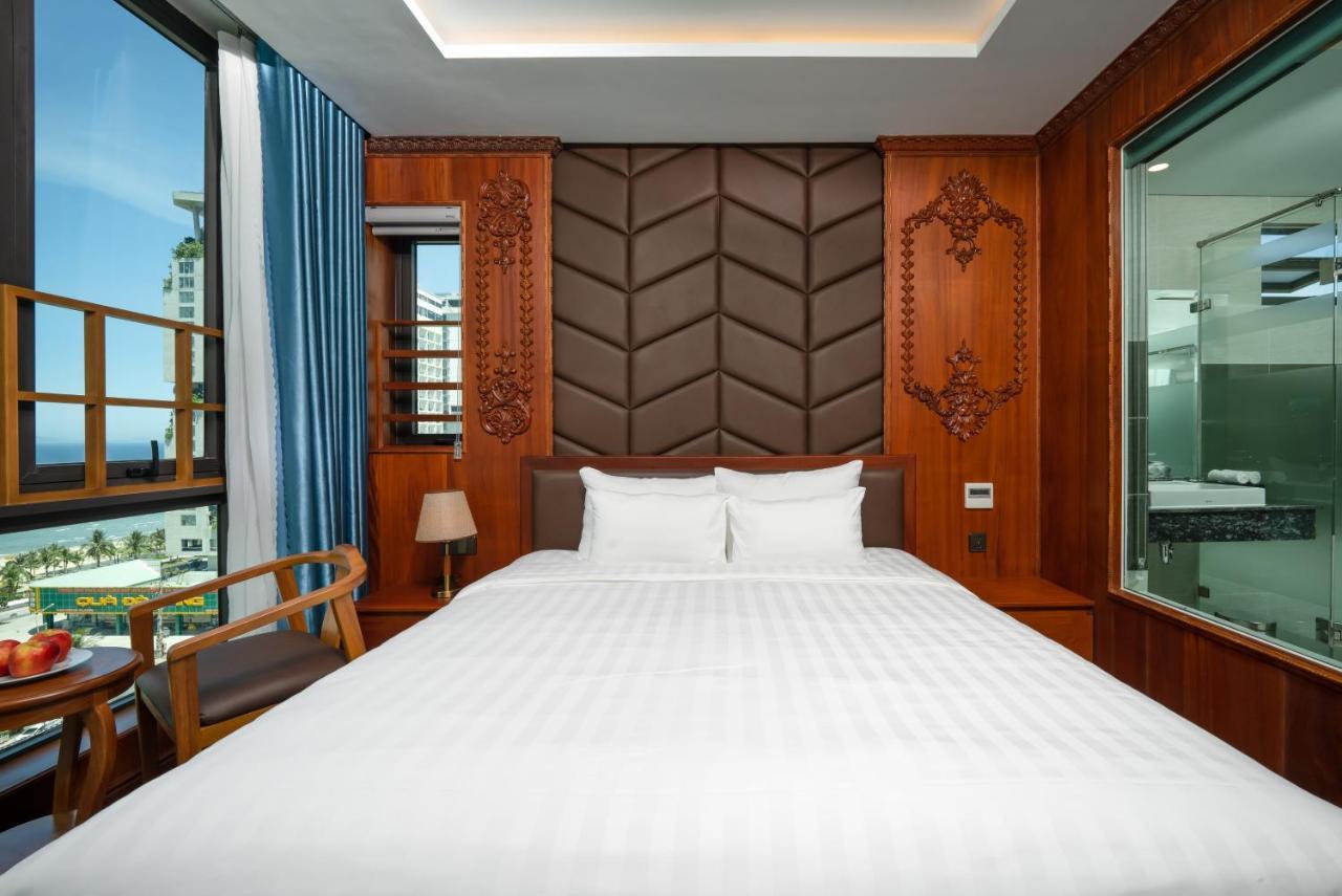 Monalisa Luxury Hotel Da Nang Bagian luar foto