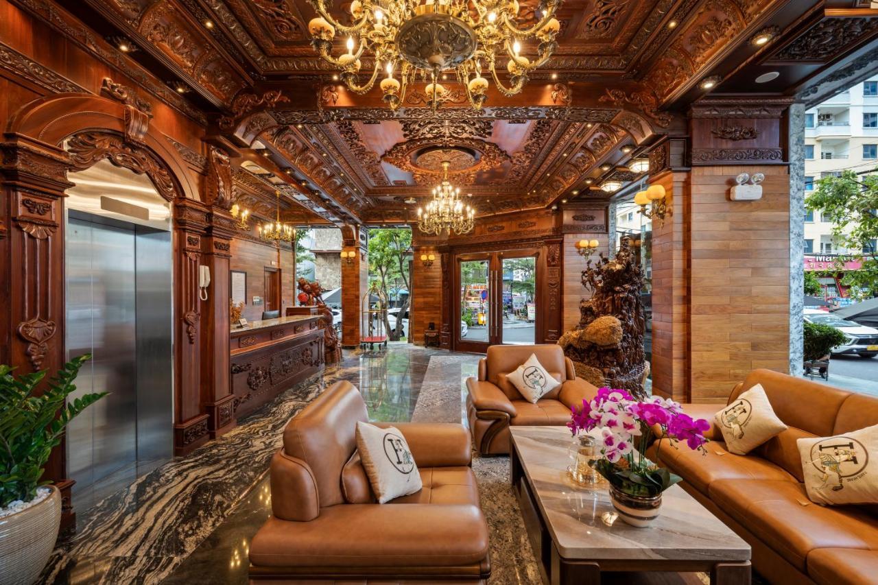 Monalisa Luxury Hotel Da Nang Bagian luar foto