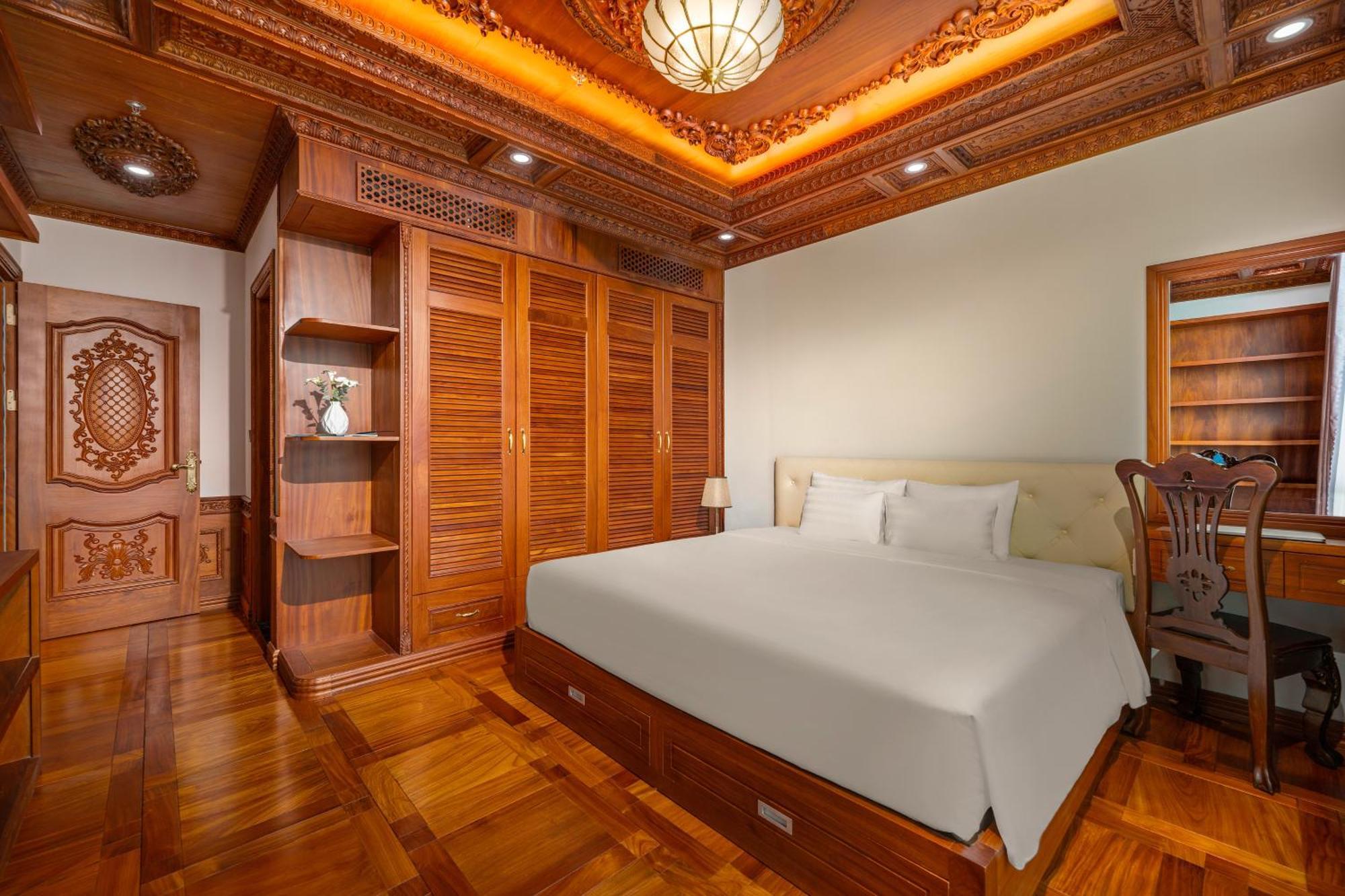 Monalisa Luxury Hotel Da Nang Bagian luar foto