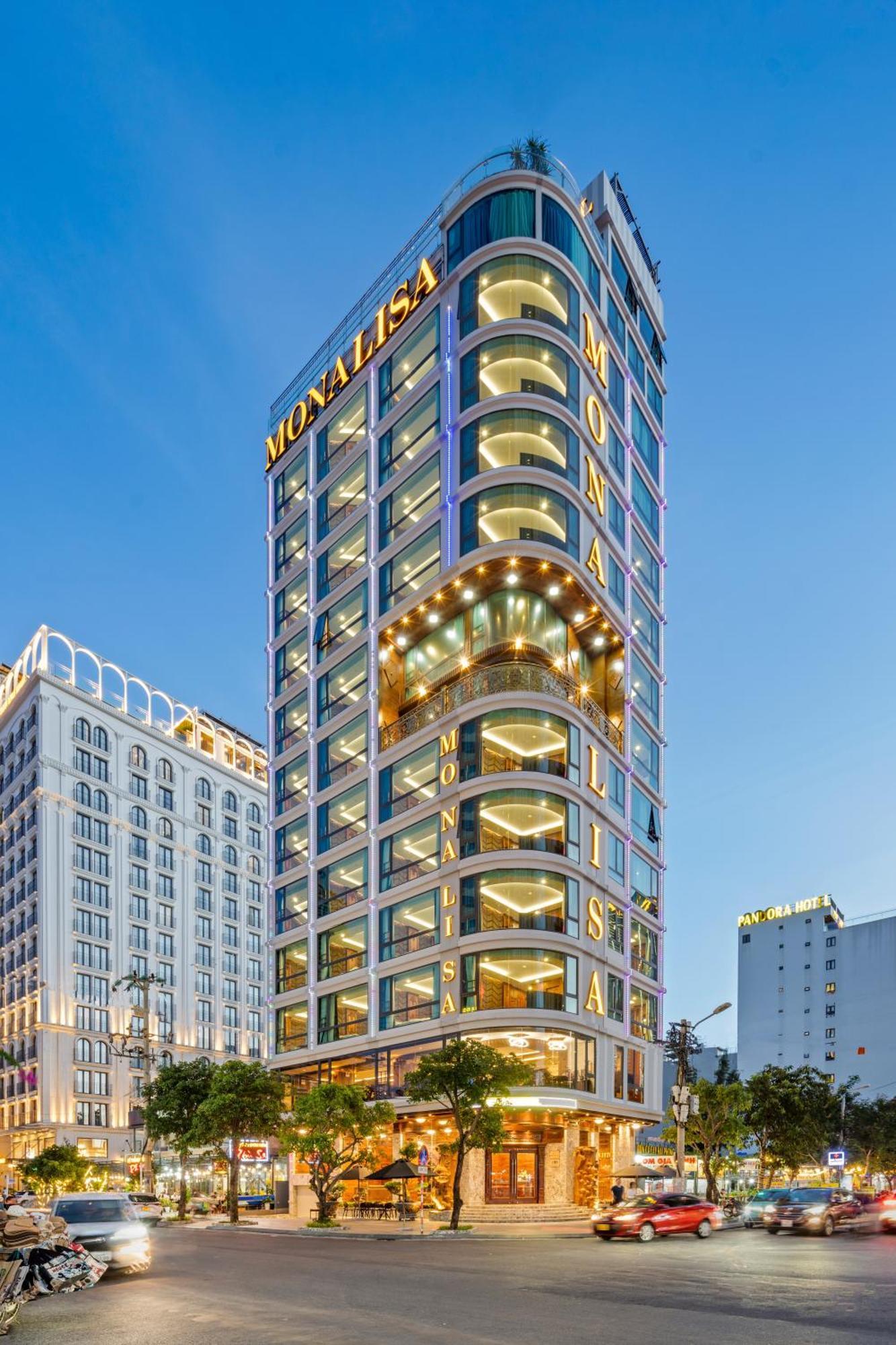 Monalisa Luxury Hotel Da Nang Bagian luar foto