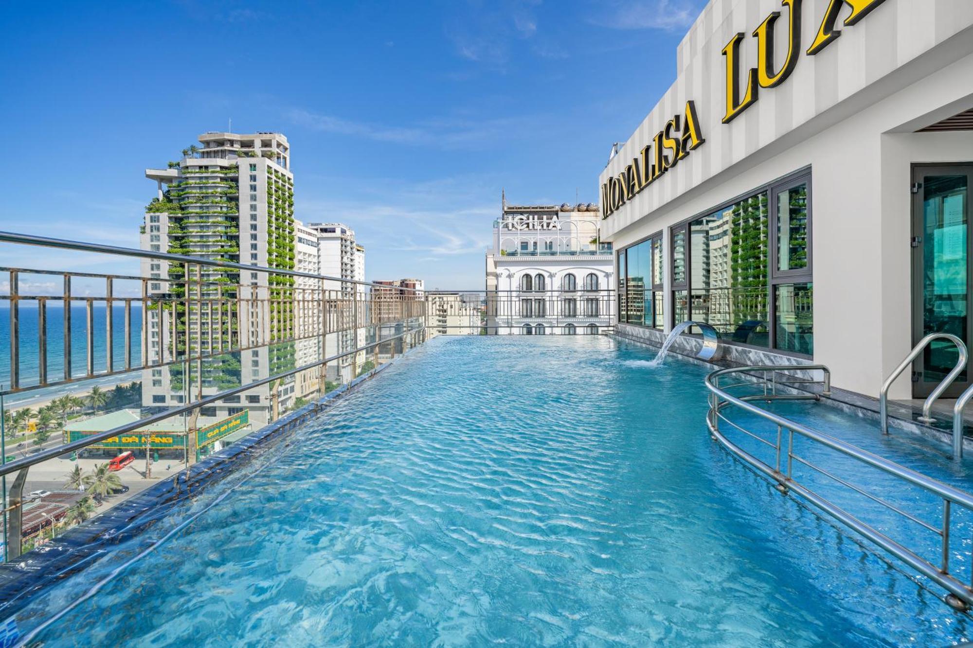 Monalisa Luxury Hotel Da Nang Bagian luar foto