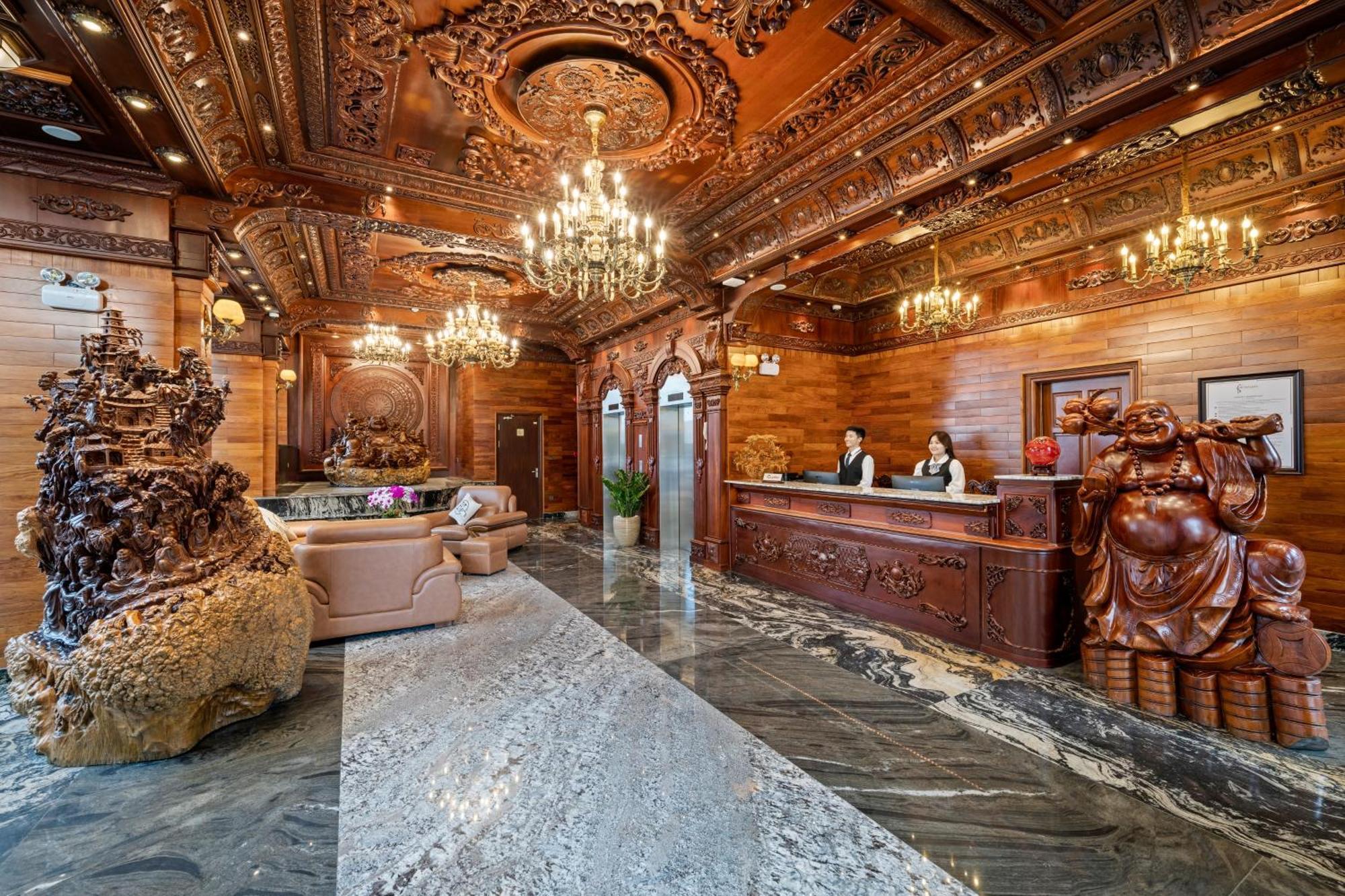 Monalisa Luxury Hotel Da Nang Bagian luar foto